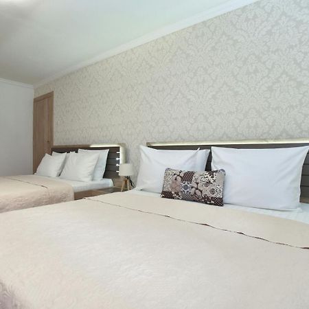 Appartamento Palm Square 1 Old Town Apt Budua Esterno foto