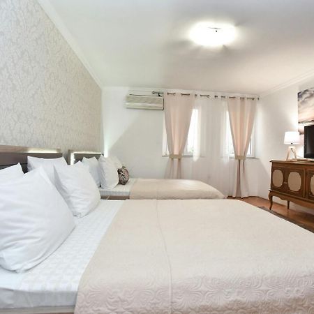 Appartamento Palm Square 1 Old Town Apt Budua Esterno foto