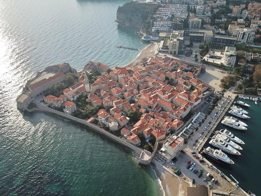 Appartamento Palm Square 1 Old Town Apt Budua Esterno foto